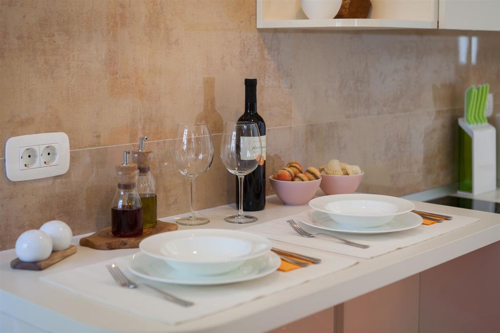 That Place Studio Apartment Трогир Екстериор снимка